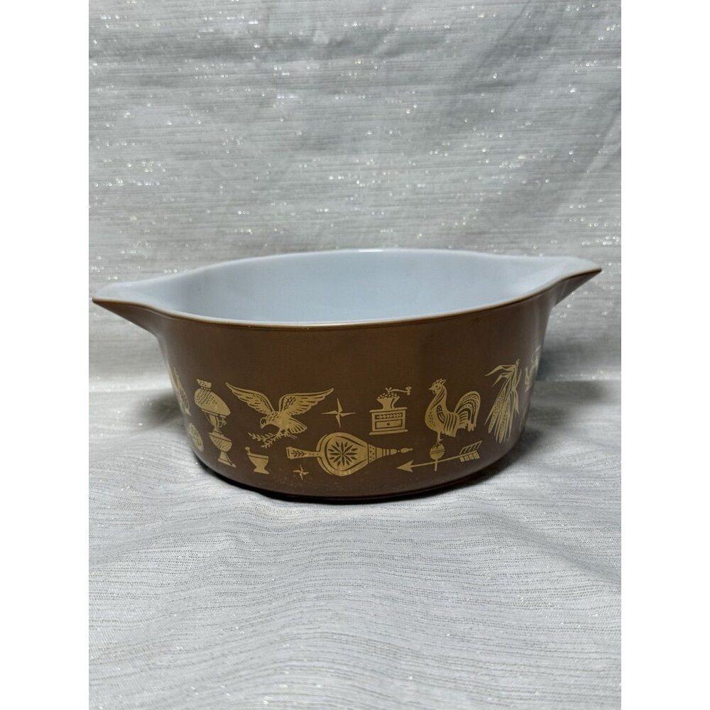 Vintage Pyrex 475-B 2 1/2 Qt Early American White Nesting Round Handles *No Lid*